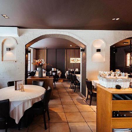 טורהוט Hotel Brasserie De Beiaard מראה חיצוני תמונה