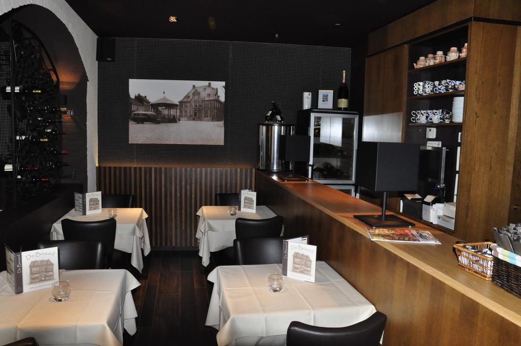 טורהוט Hotel Brasserie De Beiaard מראה חיצוני תמונה