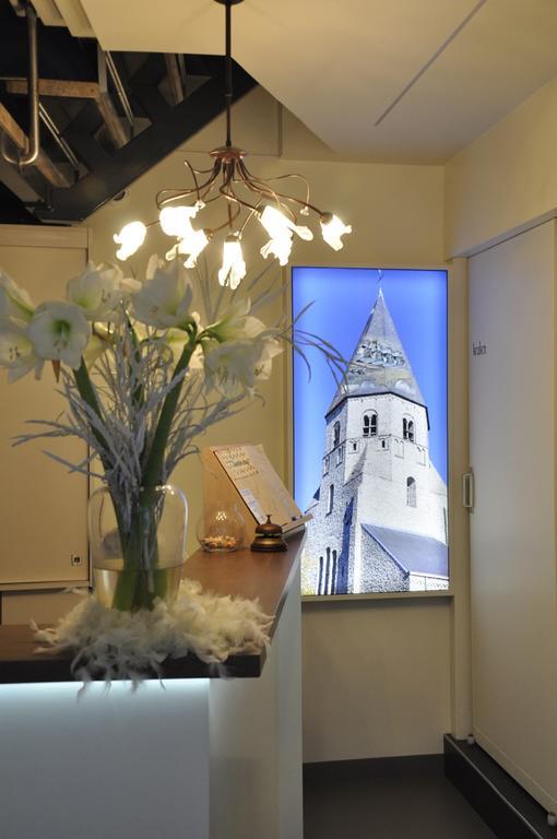 טורהוט Hotel Brasserie De Beiaard מראה חיצוני תמונה